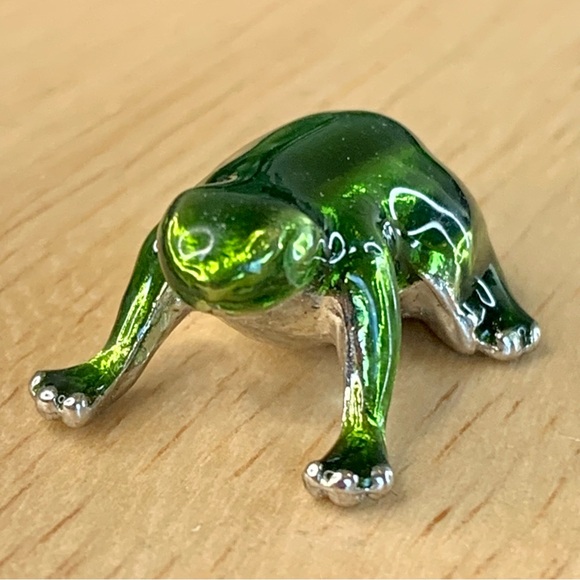 Lucky Little Frog Green Miniature Metal Figurine MINI Figure Small Paperweight - Picture 10 of 16